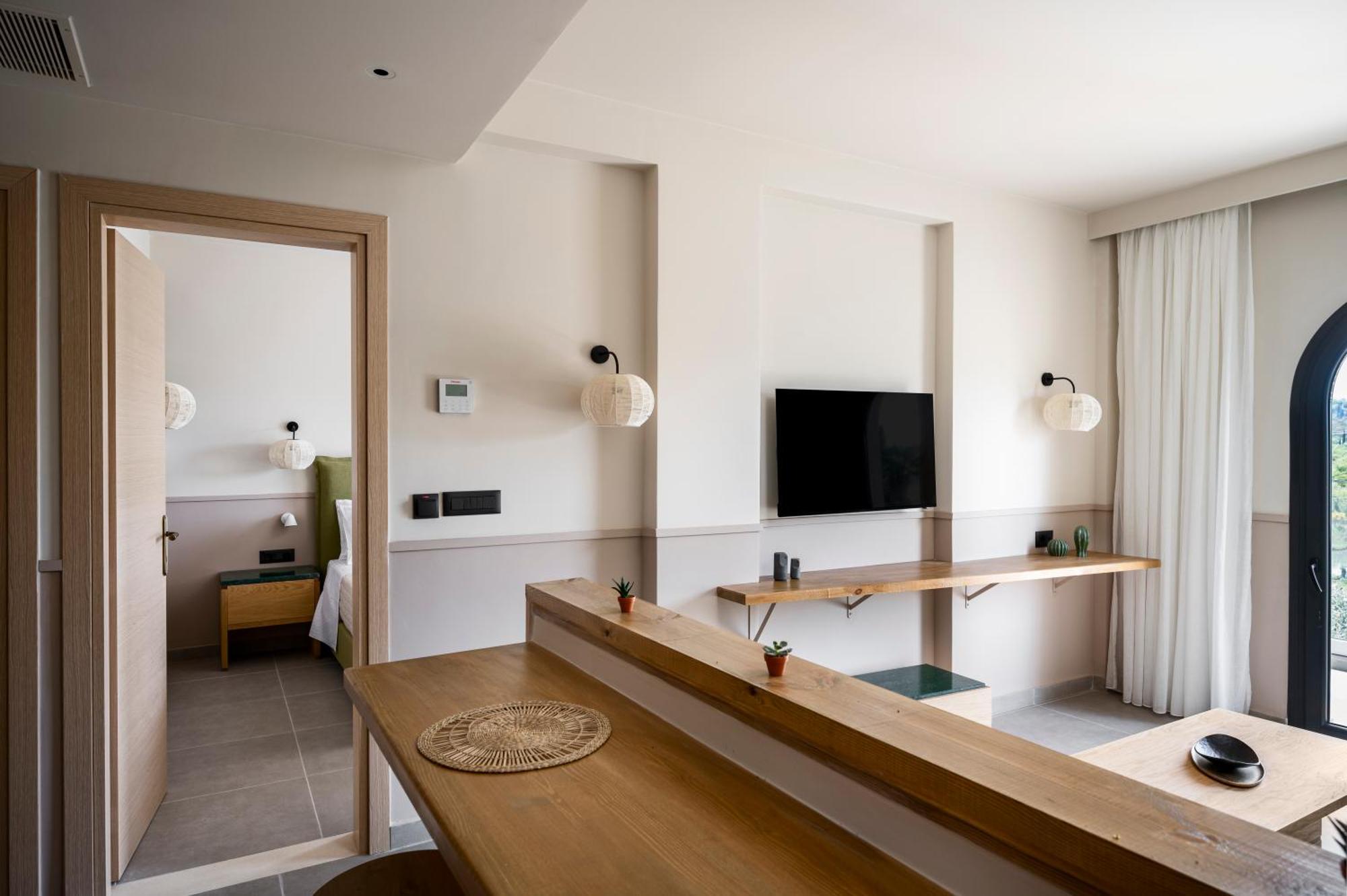 Loadstar Rooms & Suites Контокали Екстериор снимка